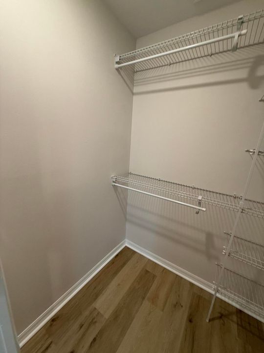 For Rent: $1,850 (2 beds, 2 baths, 1095 Square Feet)