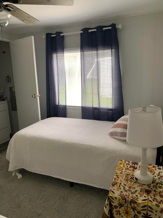 Под контрактом: $58,000 (2 спален, 2 ванн, 1060 Квадратных фут)