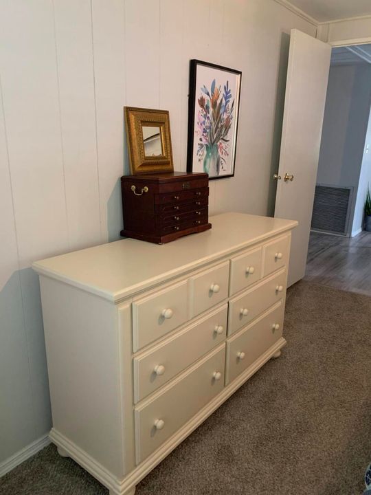 Под контрактом: $58,000 (2 спален, 2 ванн, 1060 Квадратных фут)