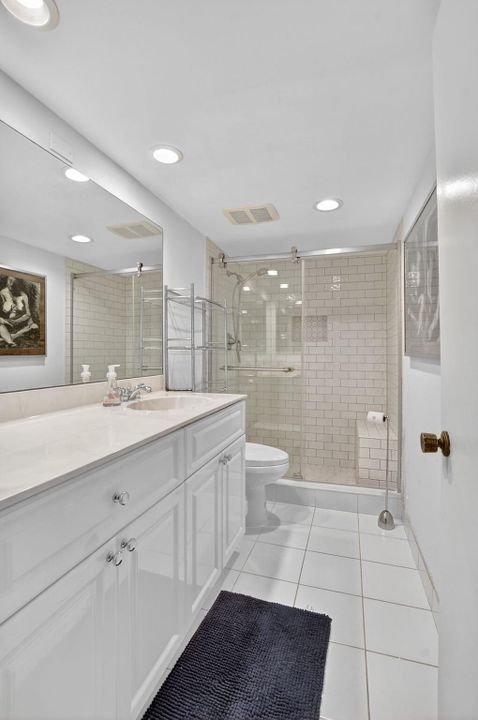 Под контрактом: $165,000 (2 спален, 2 ванн, 1255 Квадратных фут)