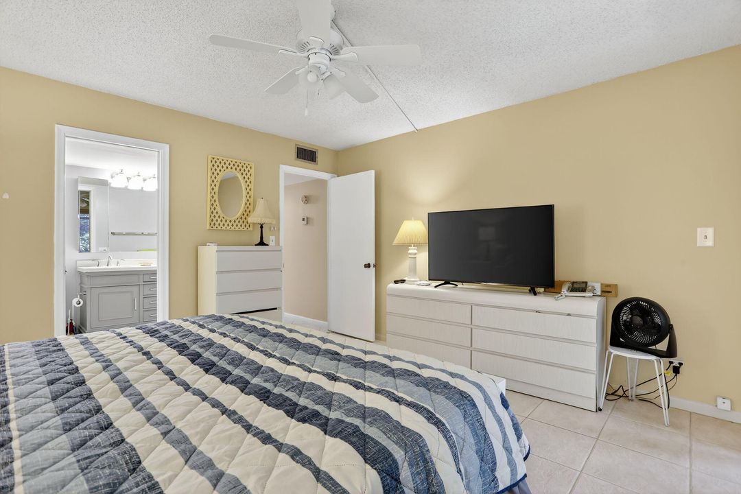 Activo con contrato: $2,550 (2 camas, 2 baños, 1156 Pies cuadrados)