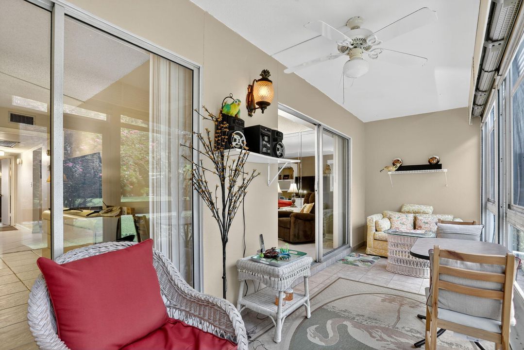 Activo con contrato: $2,550 (2 camas, 2 baños, 1156 Pies cuadrados)