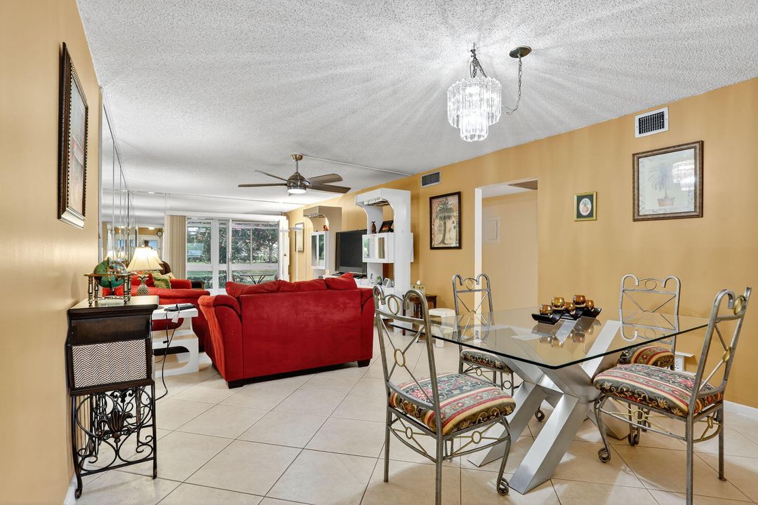 Activo con contrato: $2,550 (2 camas, 2 baños, 1156 Pies cuadrados)