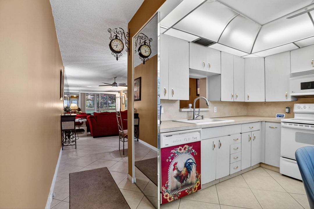 Activo con contrato: $2,550 (2 camas, 2 baños, 1156 Pies cuadrados)