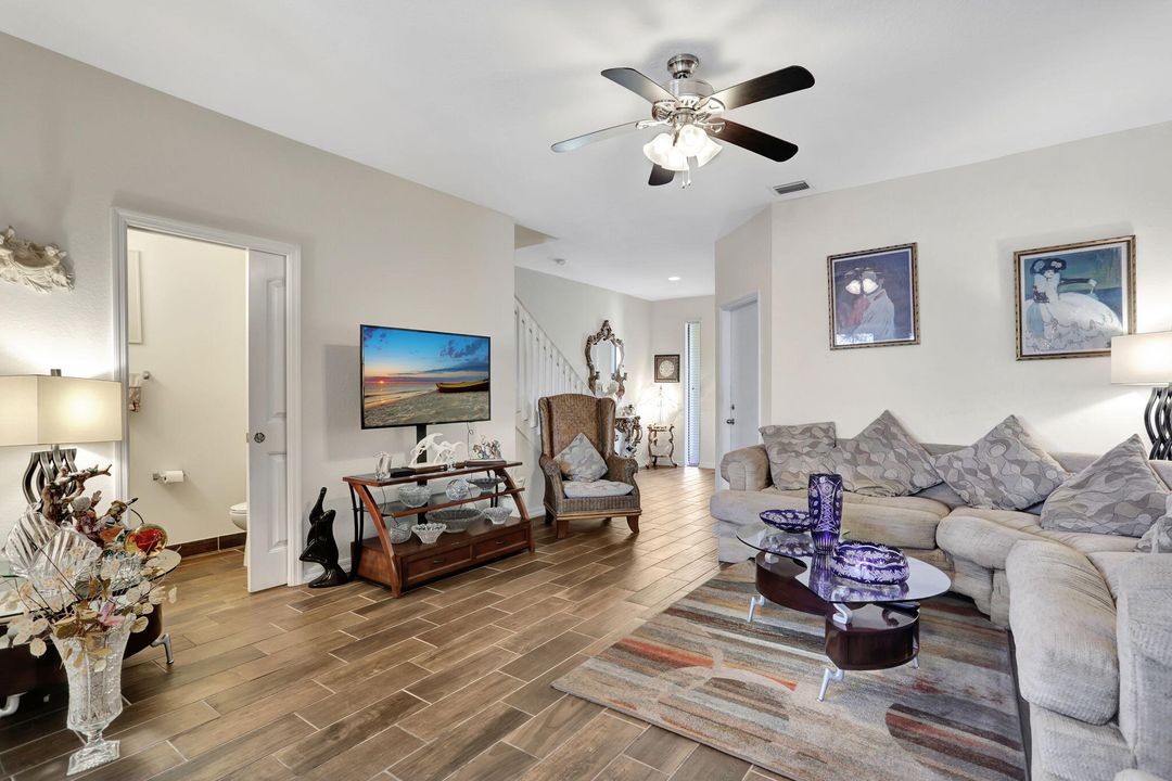 待售: $475,000 (3 贝兹, 2 浴室, 1661 平方英尺)