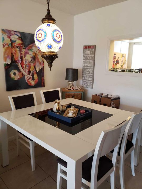 For Sale: $110,000 (1 beds, 1 baths, 600 Square Feet)