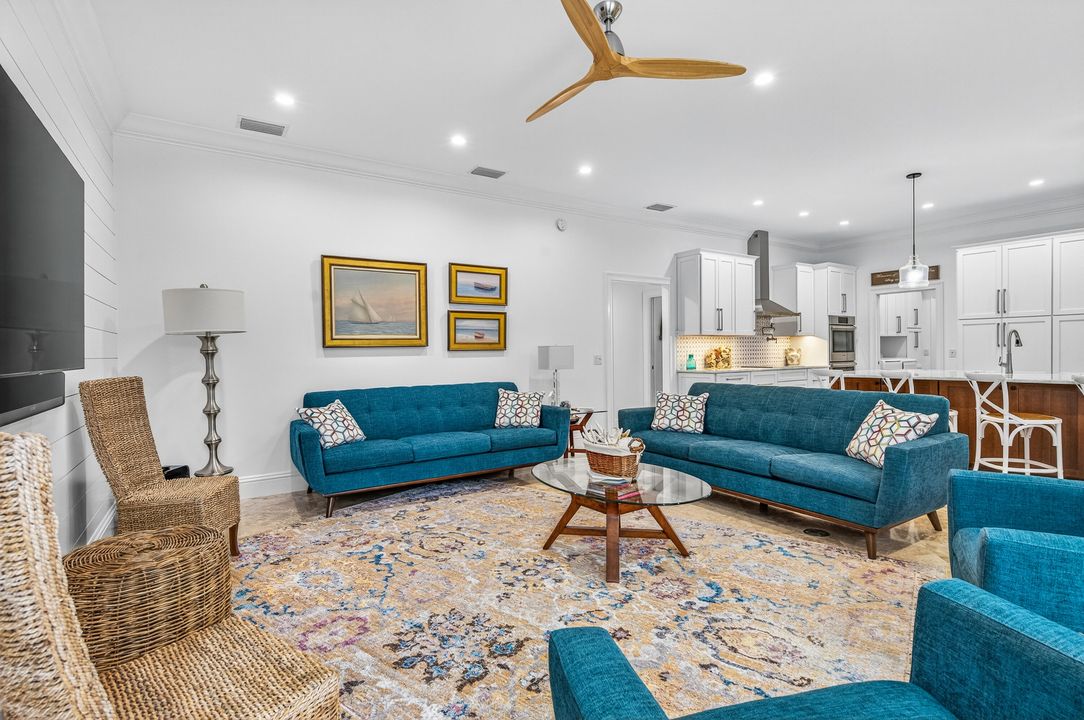 待售: $2,695,000 (3 贝兹, 3 浴室, 2571 平方英尺)