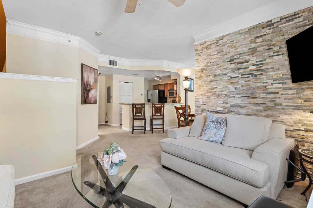 En Venta: $374,900 (2 camas, 2 baños, 1344 Pies cuadrados)