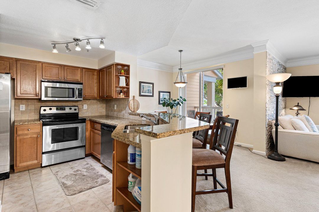 En Venta: $374,900 (2 camas, 2 baños, 1344 Pies cuadrados)