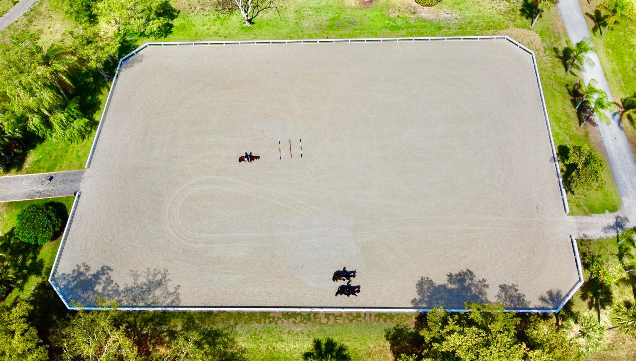 На продажу: $4,995,000 (8 спален, 7 ванн, 5886 Квадратных фут)