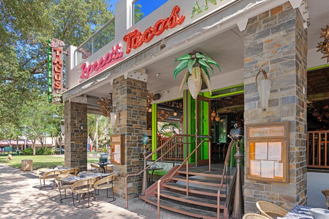 В аренду: $5,000 (4 спален, 3 ванн, 2500 Квадратных фут)