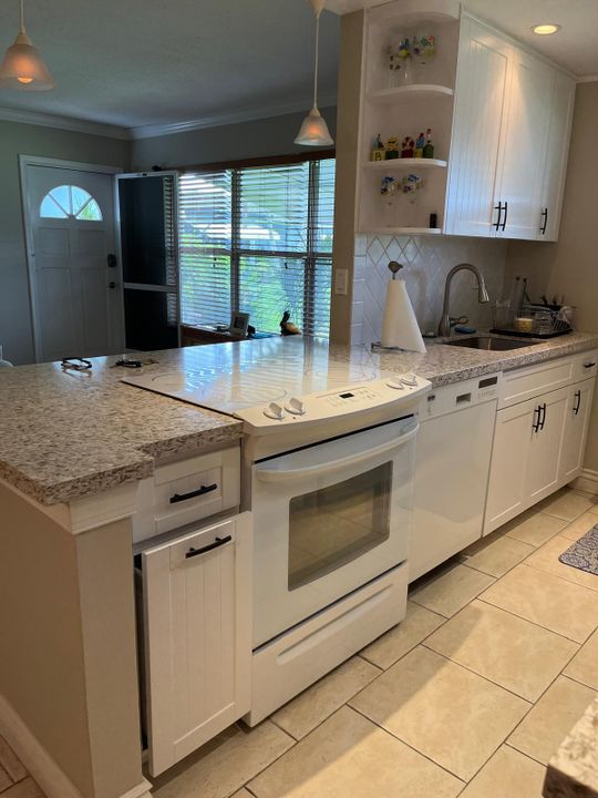 Activo con contrato: $1,500 (1 camas, 1 baños, 994 Pies cuadrados)