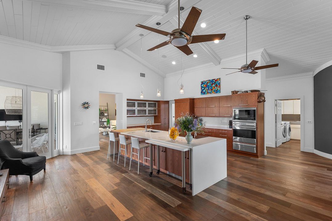 Active With Contract: $2,789,000 (4 beds, 4 baths, 4342 Square Feet)