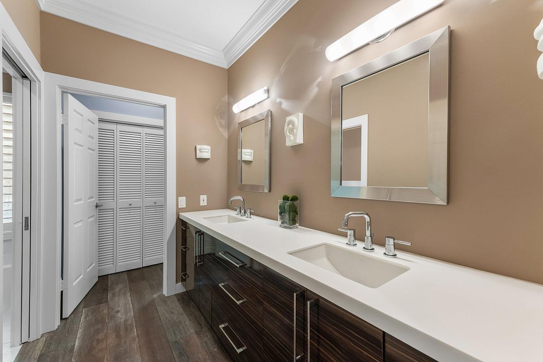 Active With Contract: $2,789,000 (4 beds, 4 baths, 4342 Square Feet)