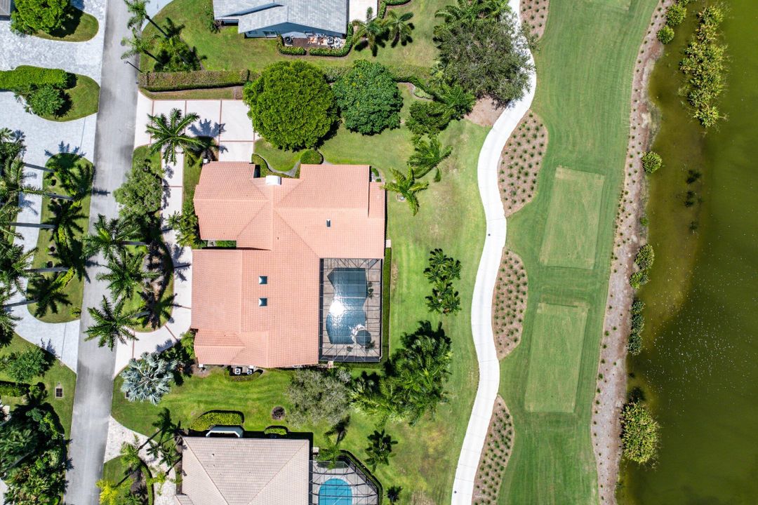 Active With Contract: $2,789,000 (4 beds, 4 baths, 4342 Square Feet)