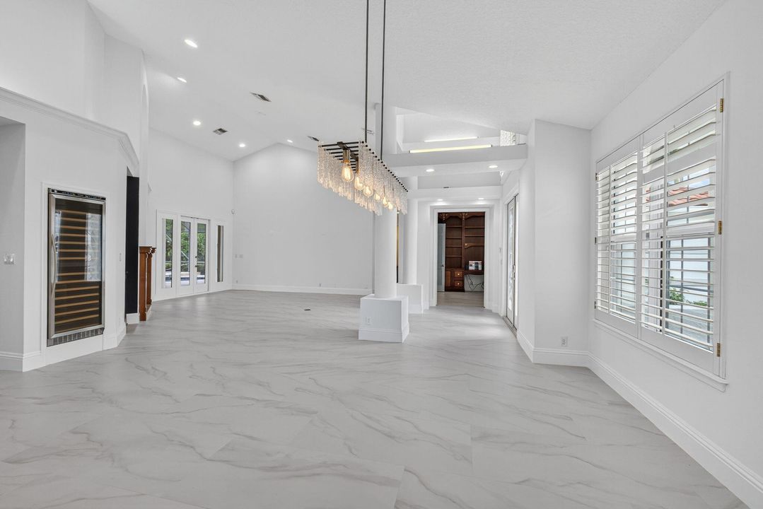 待售: $1,500,000 (3 贝兹, 3 浴室, 3872 平方英尺)