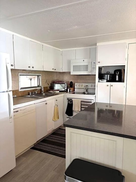 En Venta: $99,000 (2 camas, 1 baños, 576 Pies cuadrados)