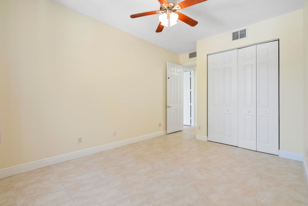 Active With Contract: $2,175 (2 beds, 2 baths, 1231 Square Feet)