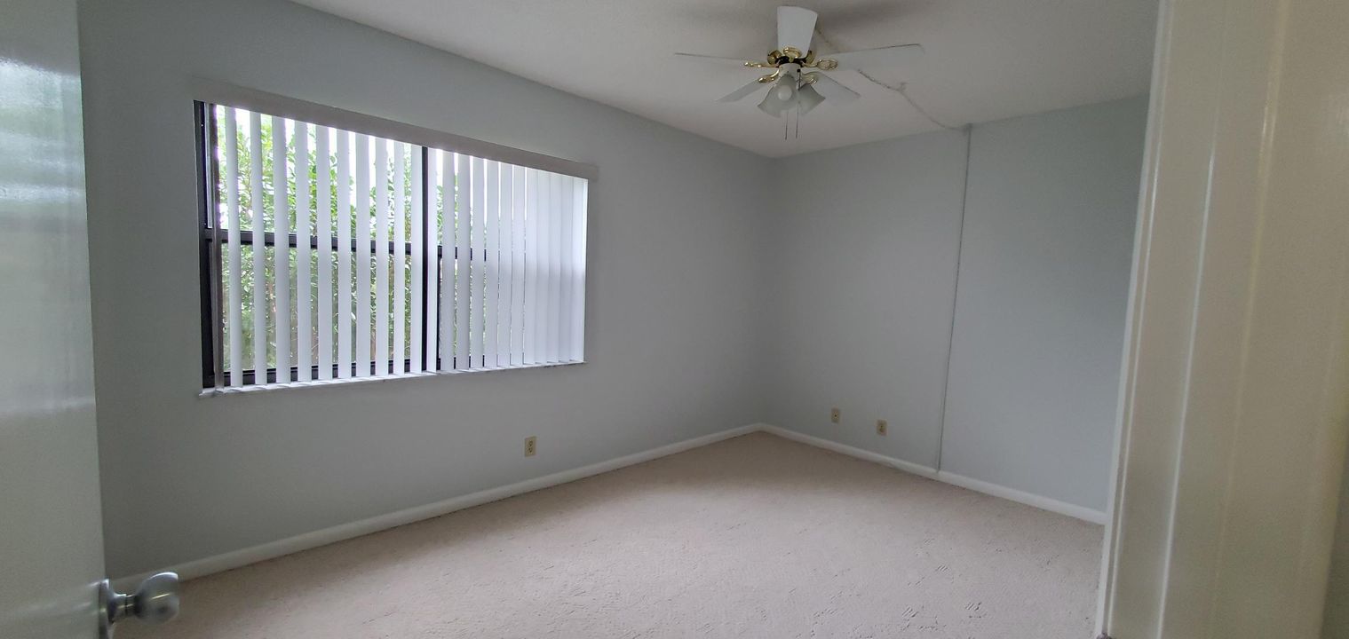 For Rent: $2,120 (3 beds, 2 baths, 1384 Square Feet)
