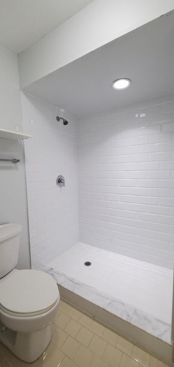 For Rent: $2,120 (3 beds, 2 baths, 1384 Square Feet)