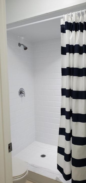 For Rent: $2,120 (3 beds, 2 baths, 1384 Square Feet)