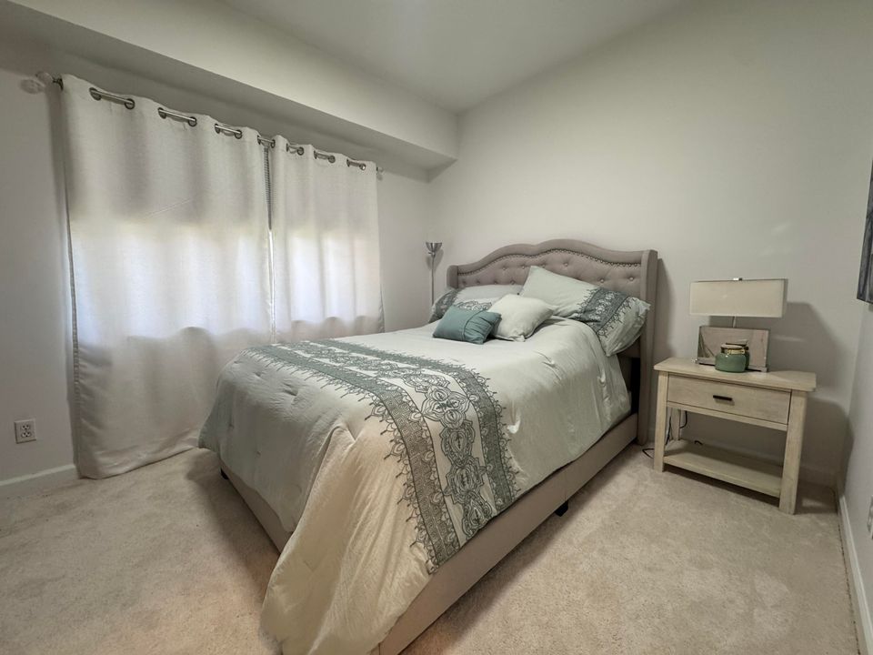 В аренду: $6,500 (3 спален, 3 ванн, 2105 Квадратных фут)