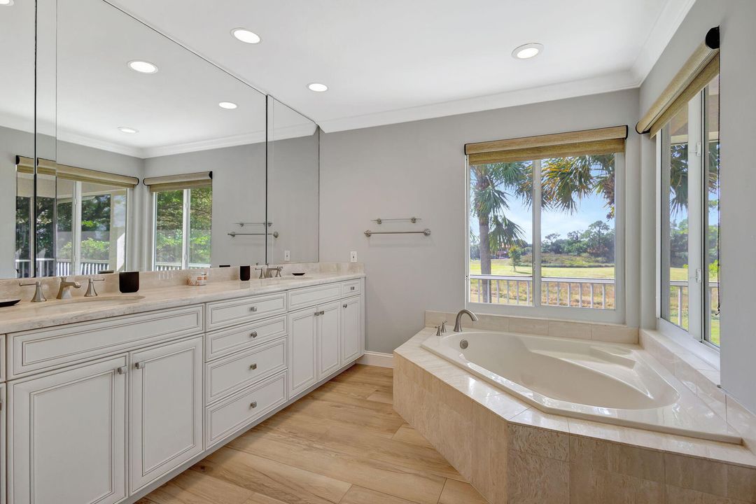 Active With Contract: $15,000 (4 beds, 4 baths, 2401 Square Feet)