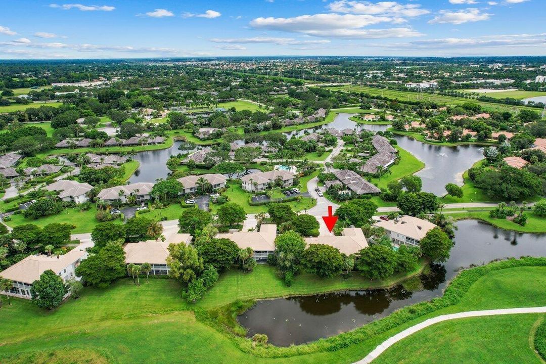 Active With Contract: $15,000 (4 beds, 4 baths, 2401 Square Feet)