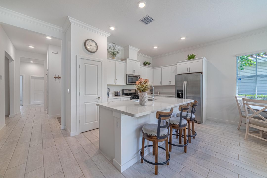 En Venta: $490,000 (3 camas, 2 baños, 1854 Pies cuadrados)