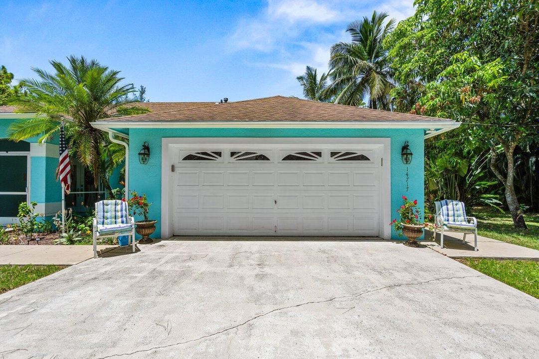 Activo con contrato: $689,999 (3 camas, 2 baños, 2081 Pies cuadrados)