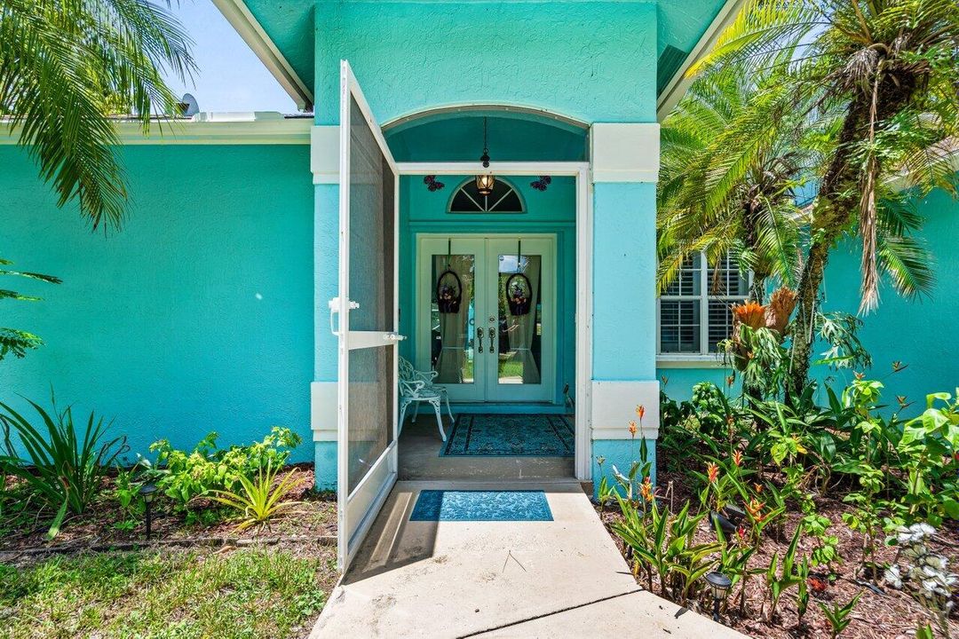 Activo con contrato: $689,999 (3 camas, 2 baños, 2081 Pies cuadrados)