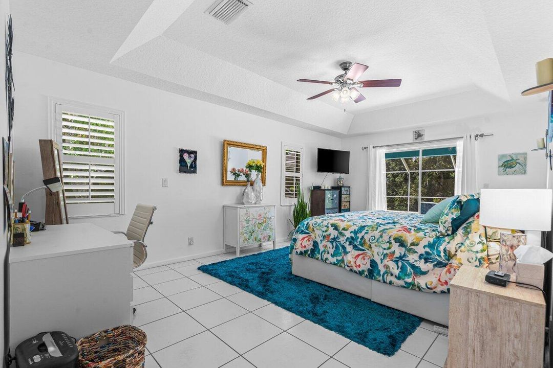 Activo con contrato: $689,999 (3 camas, 2 baños, 2081 Pies cuadrados)