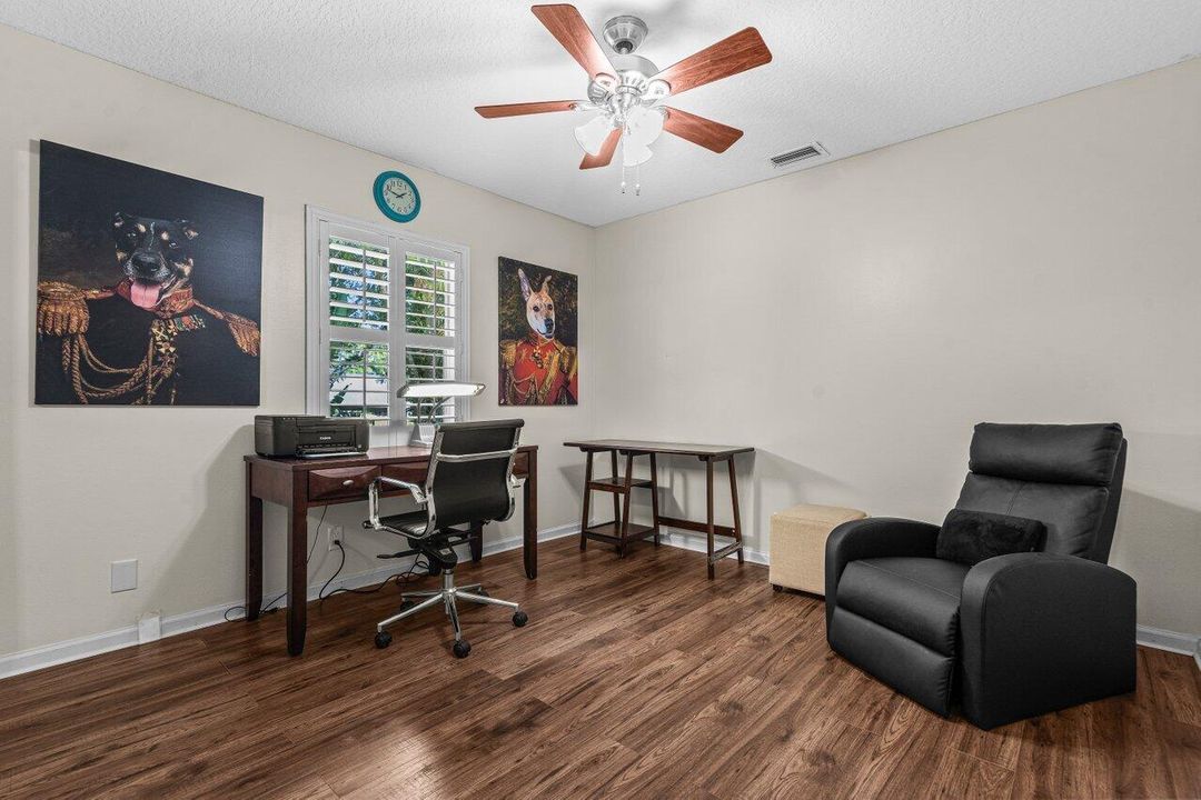 Activo con contrato: $689,999 (3 camas, 2 baños, 2081 Pies cuadrados)