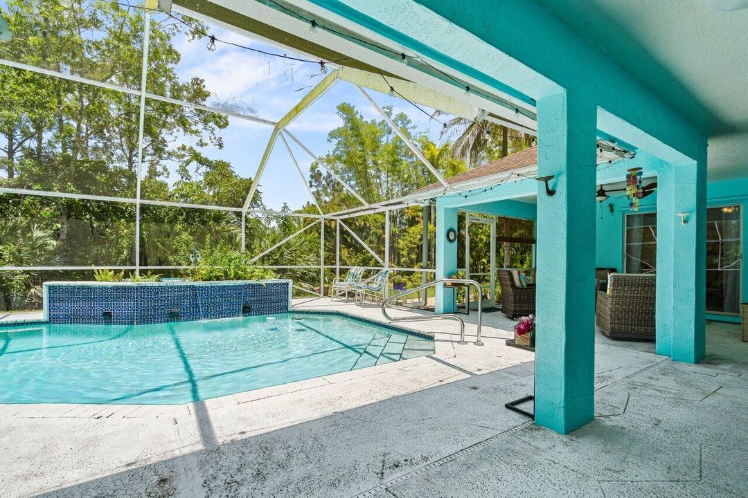 Activo con contrato: $689,999 (3 camas, 2 baños, 2081 Pies cuadrados)