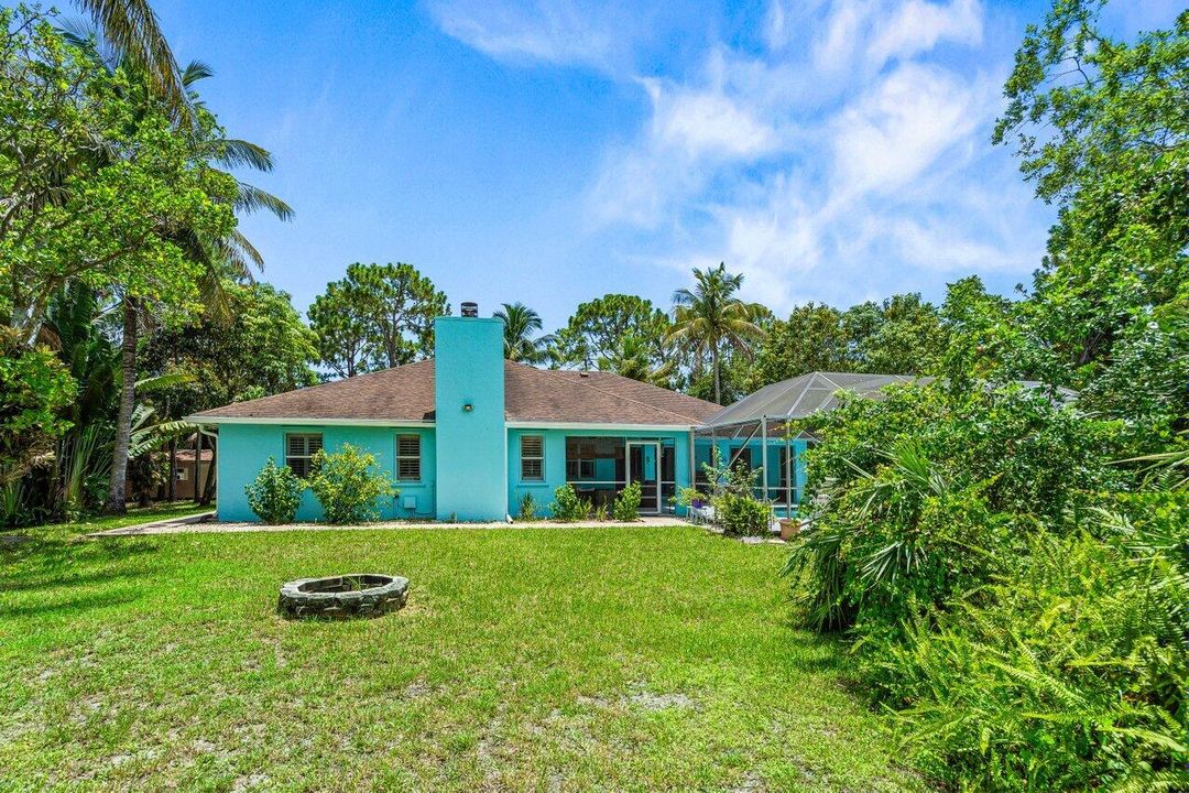 Activo con contrato: $689,999 (3 camas, 2 baños, 2081 Pies cuadrados)