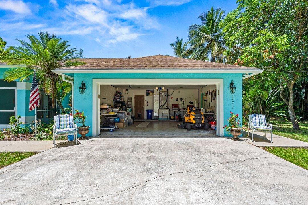 Activo con contrato: $689,999 (3 camas, 2 baños, 2081 Pies cuadrados)