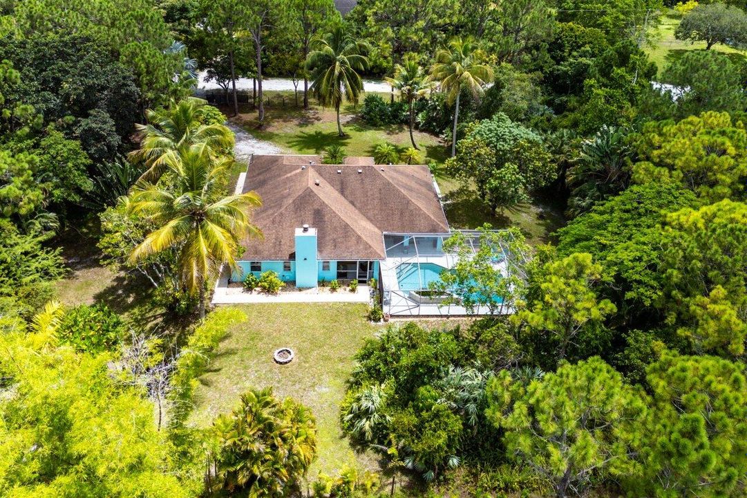 Activo con contrato: $689,999 (3 camas, 2 baños, 2081 Pies cuadrados)