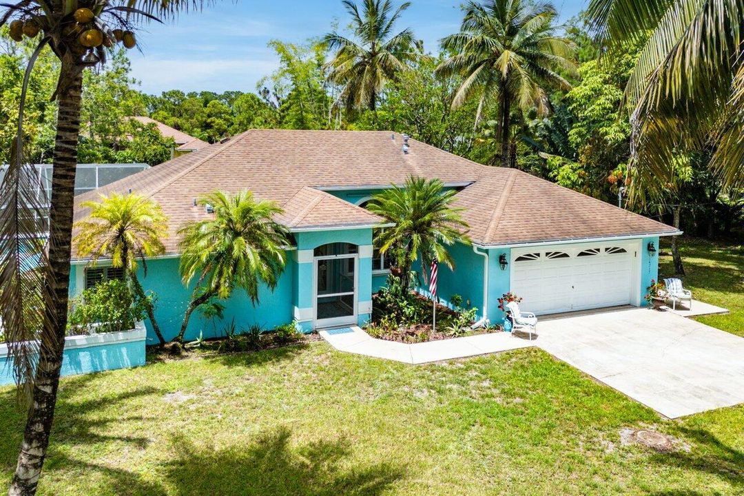 Activo con contrato: $689,999 (3 camas, 2 baños, 2081 Pies cuadrados)