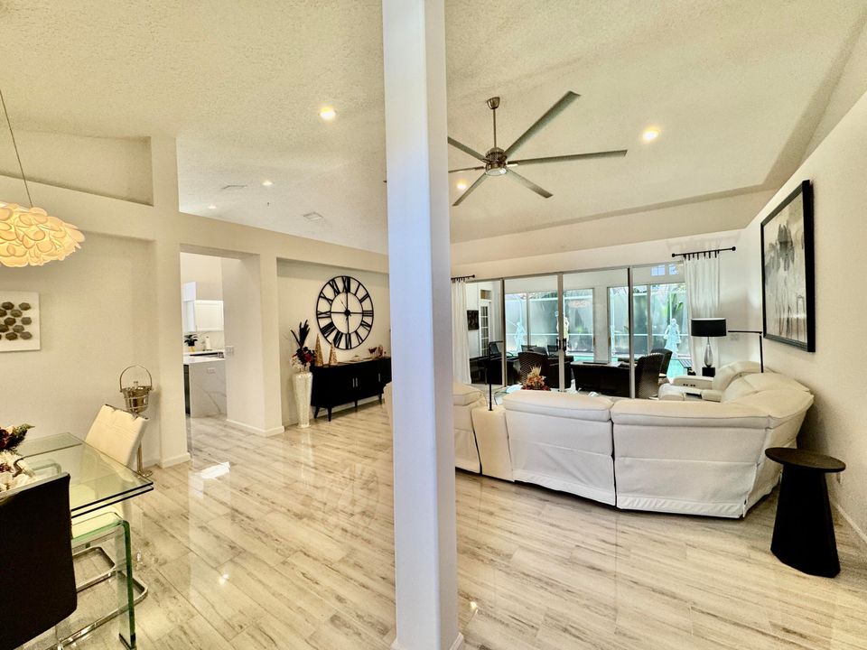 В аренду: $6,500 (3 спален, 3 ванн, 2105 Квадратных фут)