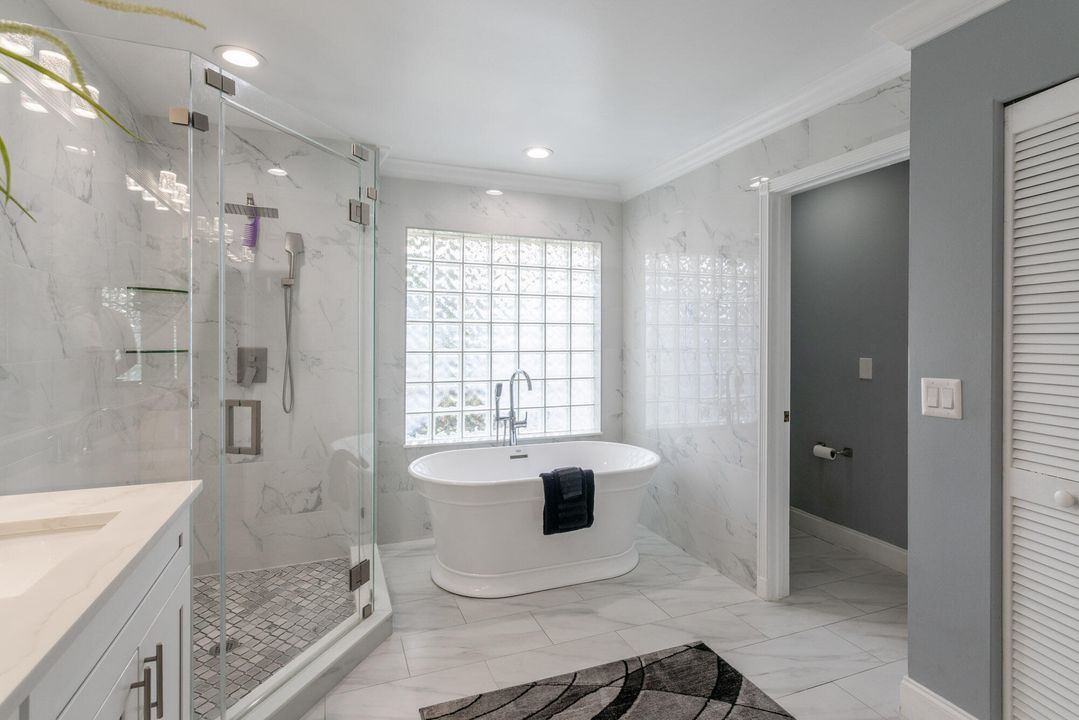 For Sale: $949,980 (5 beds, 3 baths, 2815 Square Feet)