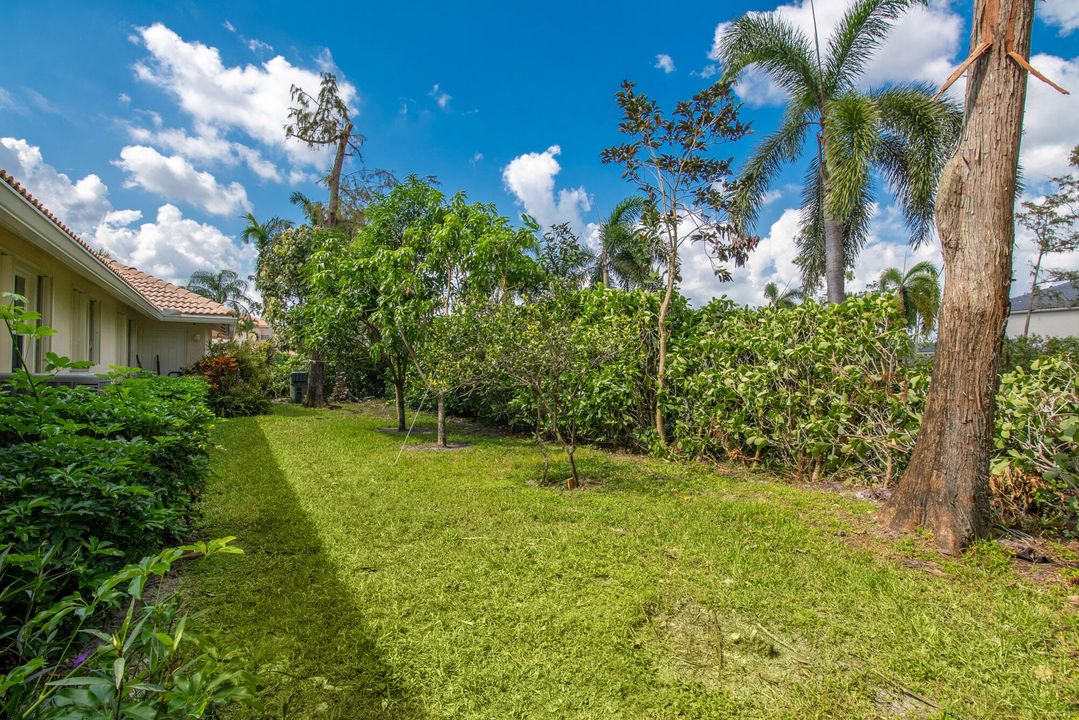 For Sale: $949,980 (5 beds, 3 baths, 2815 Square Feet)