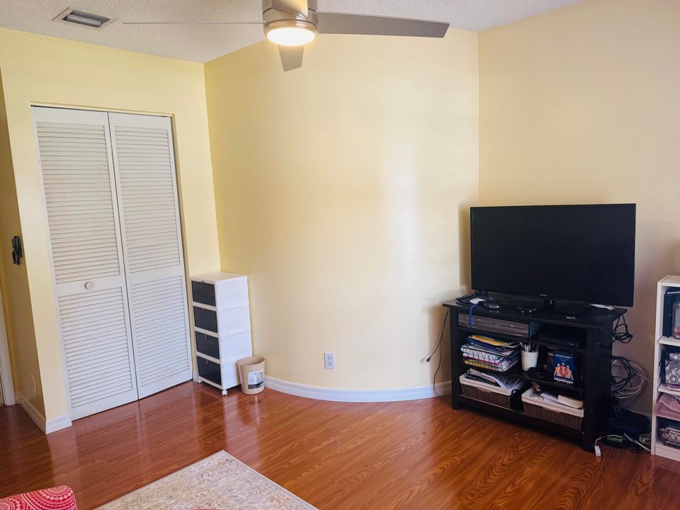 Active With Contract: $775,000 (4 beds, 3 baths, 2241 Square Feet)