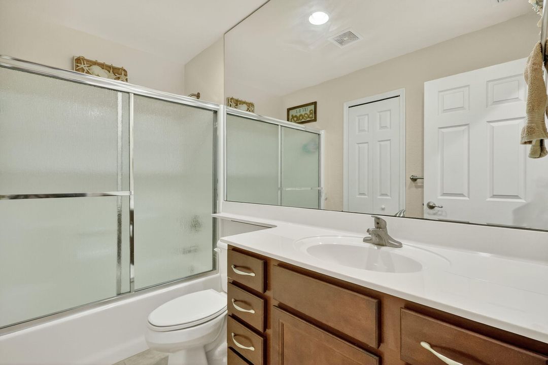 Active With Contract: $222,900 (3 beds, 2 baths, 1707 Square Feet)