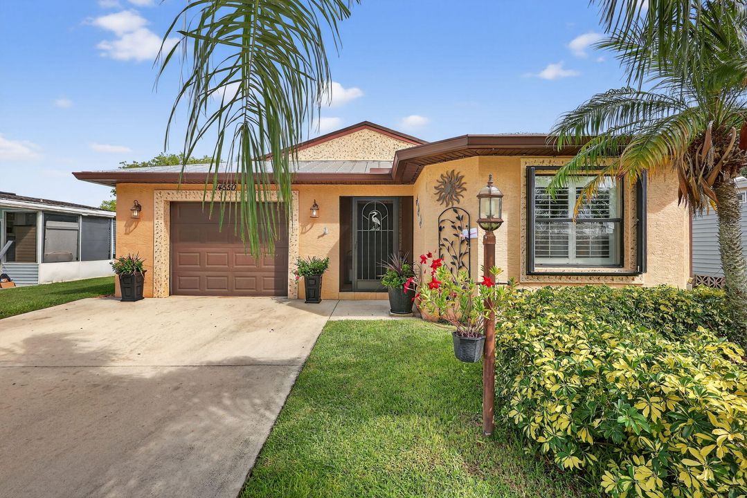 Active With Contract: $222,900 (3 beds, 2 baths, 1707 Square Feet)