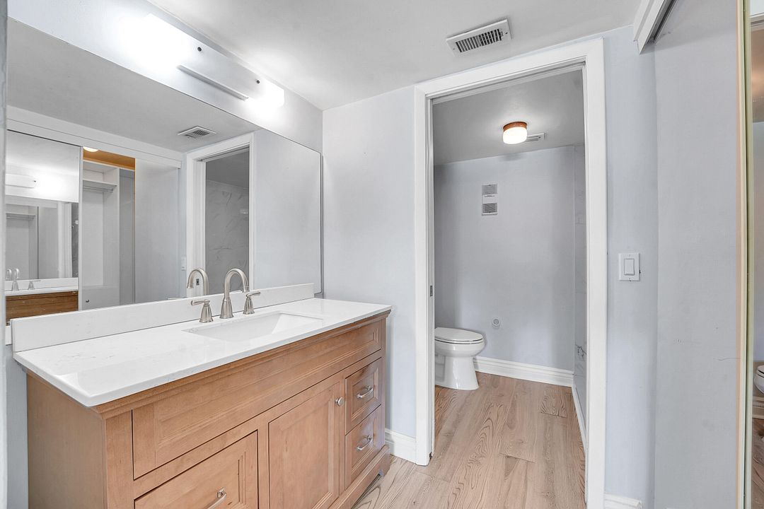 Под контрактом: $300,000 (3 спален, 2 ванн, 1400 Квадратных фут)