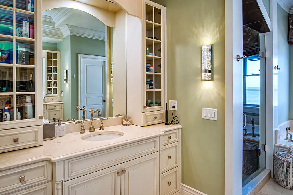 En Venta: $4,495,000 (3 camas, 3 baños, 5684 Pies cuadrados)