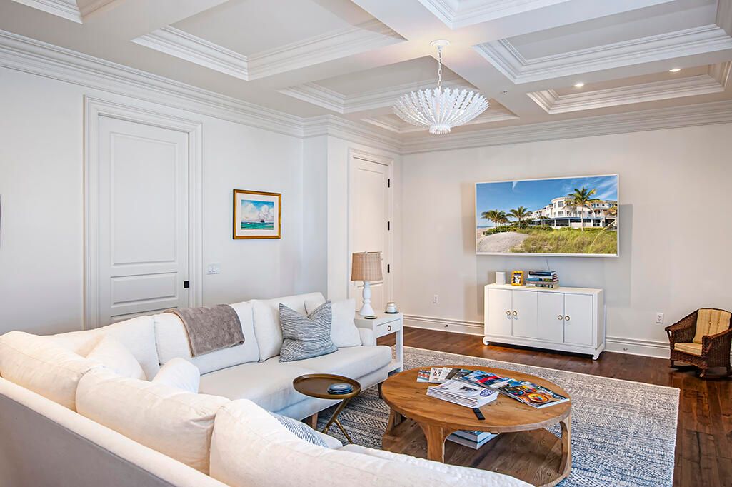 En Venta: $4,495,000 (3 camas, 3 baños, 5684 Pies cuadrados)