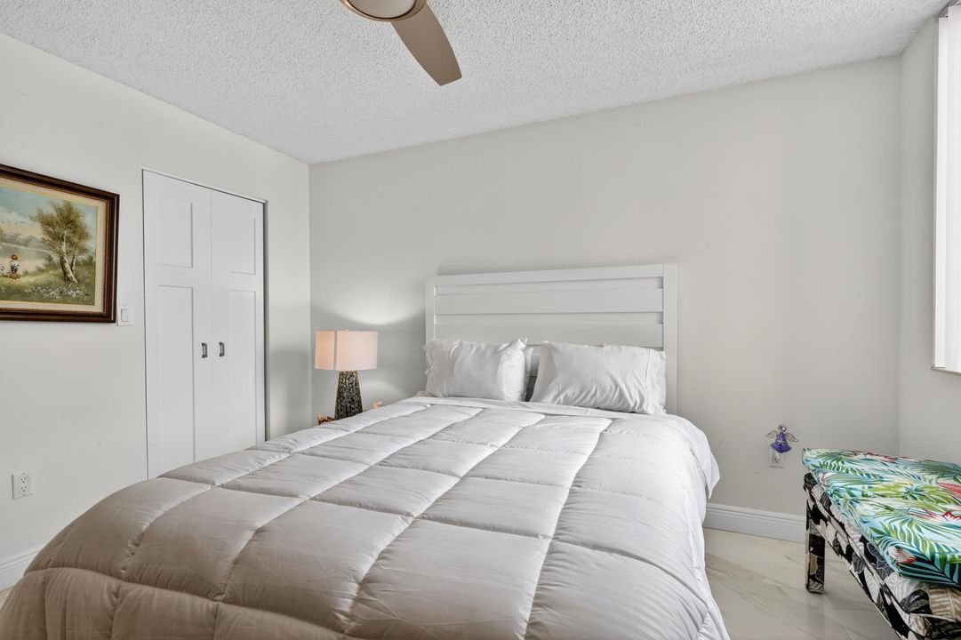 На продажу: $364,900 (2 спален, 2 ванн, 1414 Квадратных фут)