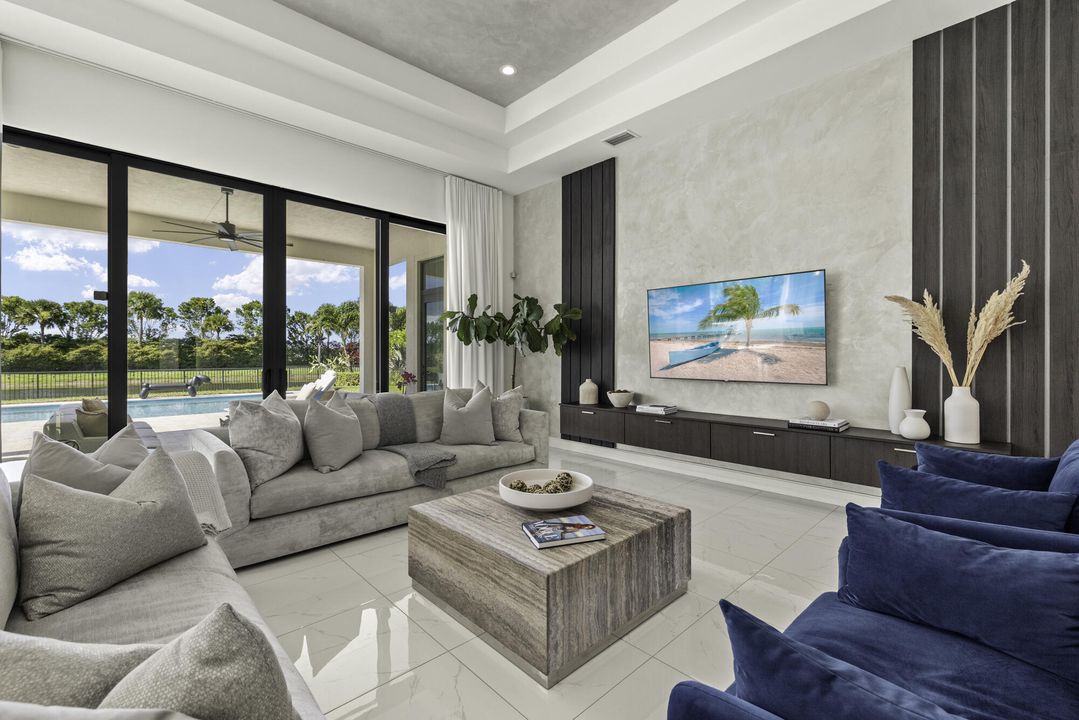 Active With Contract: $1,595,000 (4 beds, 3 baths, 3080 Square Feet)