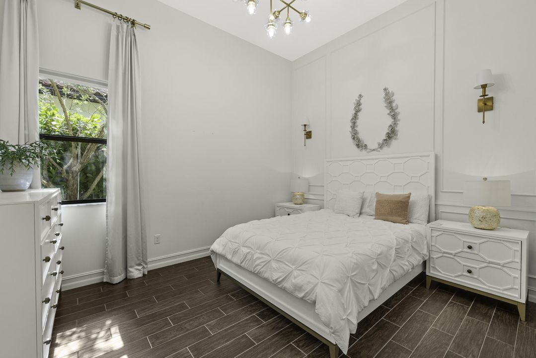 Active With Contract: $1,595,000 (4 beds, 3 baths, 3080 Square Feet)